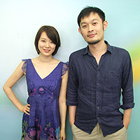 轻松爱情喜剧【<em>对面的女孩杀过来</em>】,从年轻人